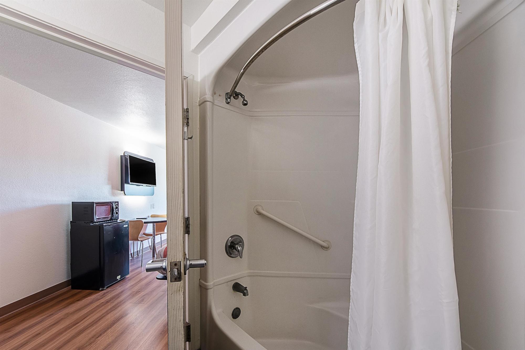 Motel 6-San Antonio, Tx - Downtown - Alamo Dome Экстерьер фото