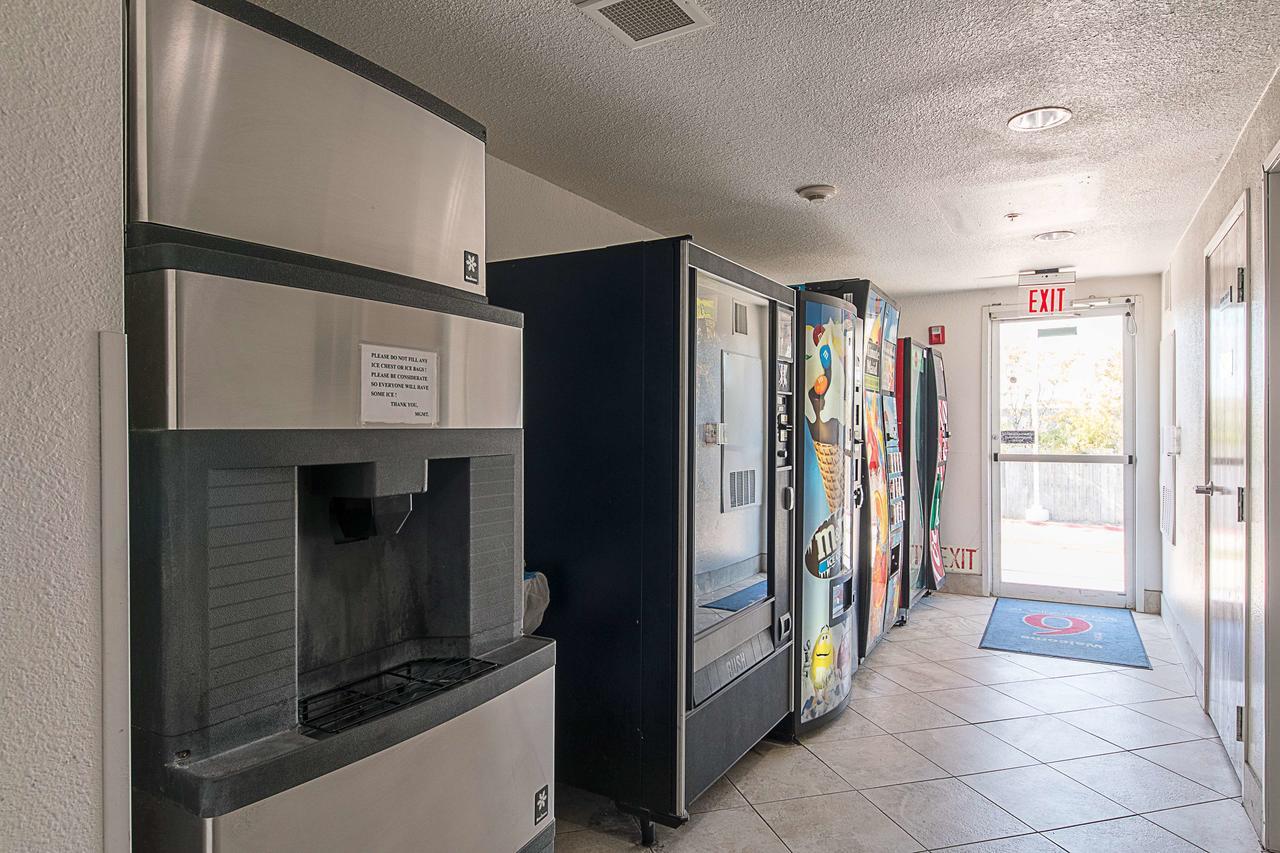 Motel 6-San Antonio, Tx - Downtown - Alamo Dome Экстерьер фото